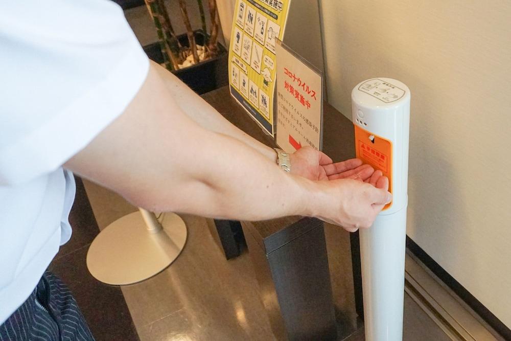 Hotel Route-Inn Toyama Ekimae Экстерьер фото