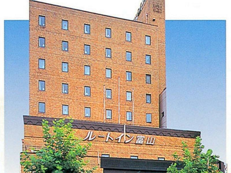 Hotel Route-Inn Toyama Ekimae Экстерьер фото